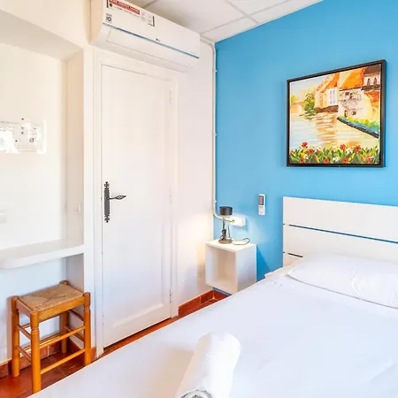 בית הארחה Forum