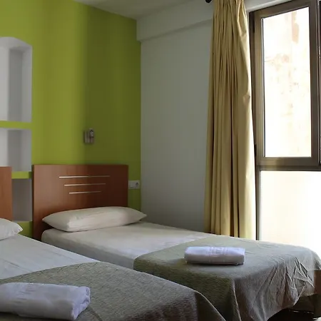 בית הארחה Forum