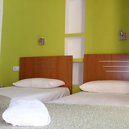 בית הארחה Forum 2*