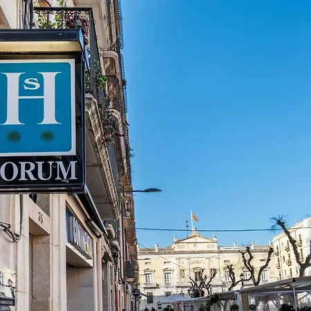 בית הארחה Forum