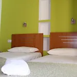 Πανσιόν Forum 2*
