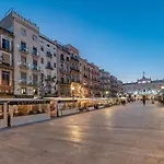 Forum Πανσιόν