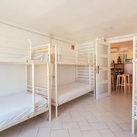 Forum Guest house