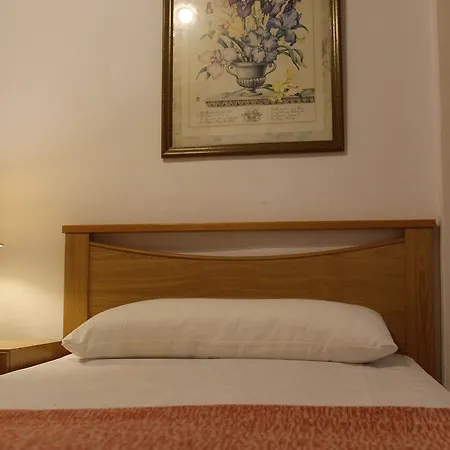 Guest house Forum 2*
